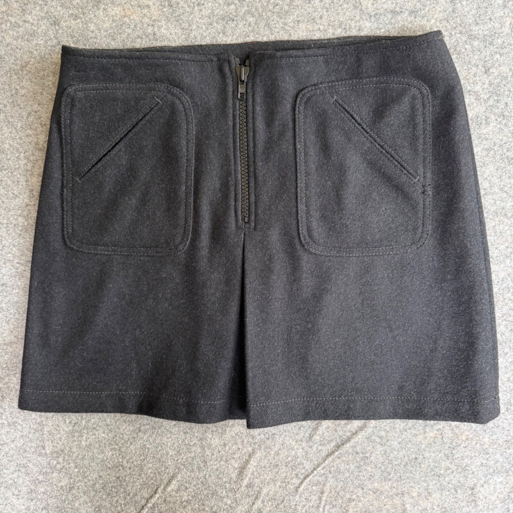 GAP Skirt Womens 8 Black Wool Blend Mini Front Zip Patch Pockets XB879